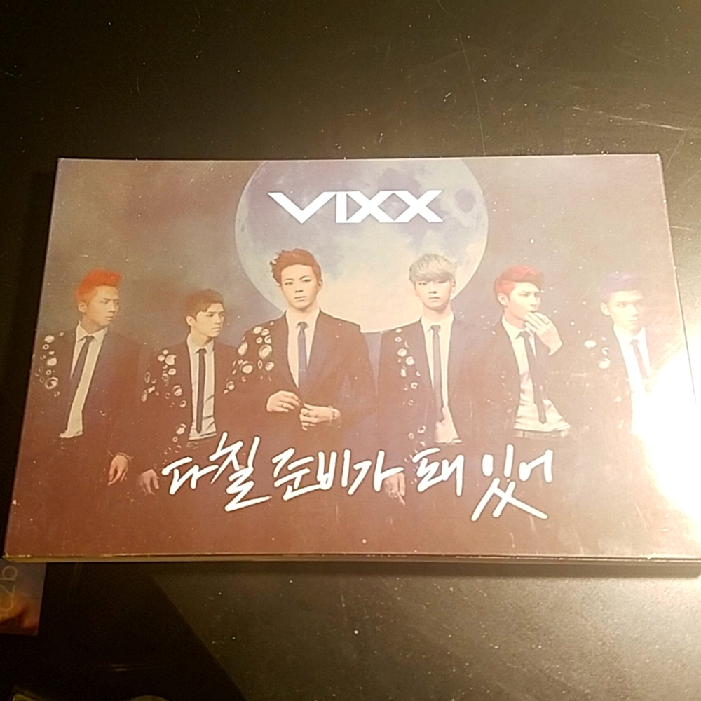 VIXX I'M READY TO GET HURT Signed Album
